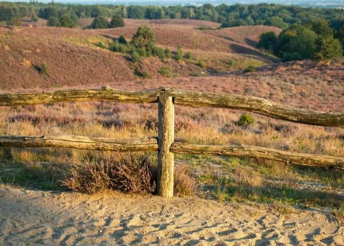 Forest W Private Garden بيت للعطل *